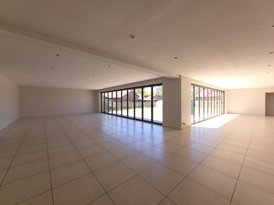 3 Bedroom Property for Sale in Vaalpark Free State